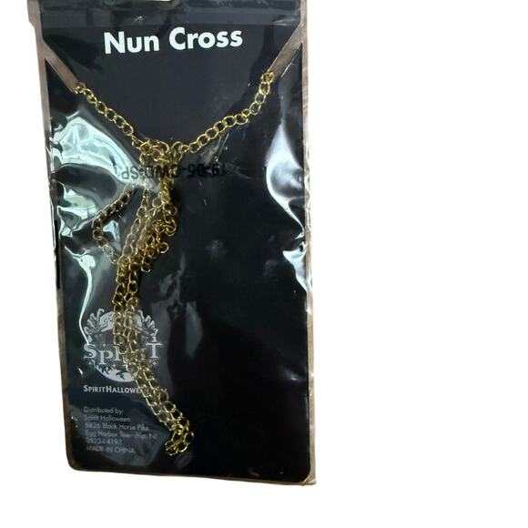 Halloween Spirit Gold Toned Cross Necklace For Nun Monk Priest 4 Inches - Picture 3 of 3